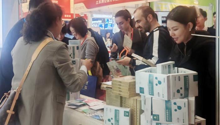 Qingdao Saildar Medical Co., Ltd. Cu pansament cu acid hialuronic strălucește la Chengdu Beauty Expo, pornind o nouă călătorie în îngrijirea pielii